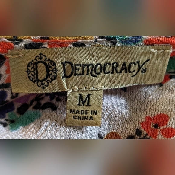 Pre-owned floral blouse with adjustable sleeves, T3W - Picture 4 of 4